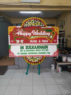 Papan Bunga di Hegarmanah Cidolog